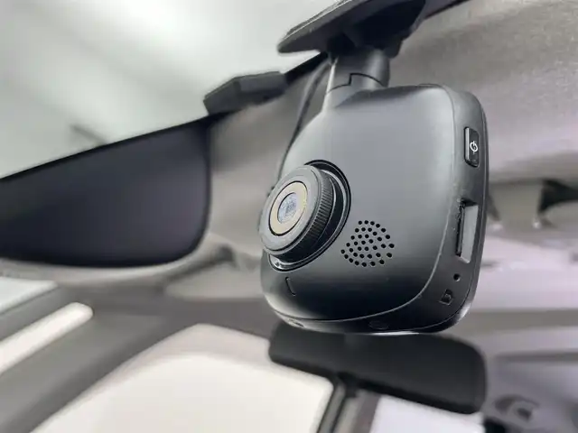 トヨタ タンク G コージーエディション 富山県 2020(令2)年 1.9万km パールホワイトⅢ 純正ナビ（AM/FM/DVD/BT/フルセグ）/バックカメラ/ドライブレコーダー/ETC/両側パワースライドドア/衝突被害軽減システム/クルーズコントロール/コーナーセンサー/横滑り防止装置/アイドリングストップ/オートハロゲンライト/オートマチックハイビーム/社外アルミホイール/社外フロアマット/スマートキー/スペアキー