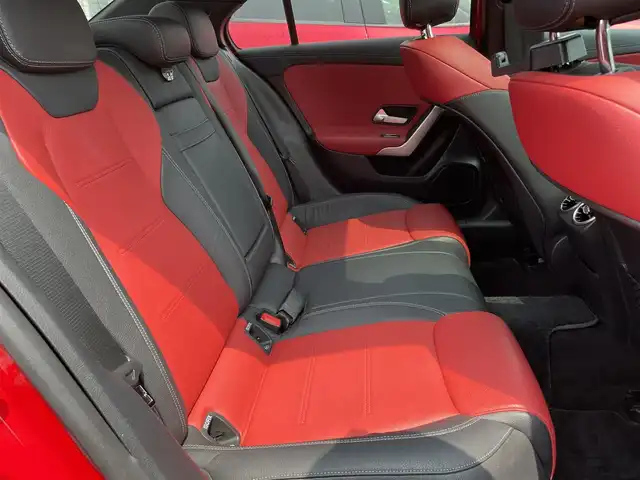 メルセデス・ベンツ Ａ２５０ 4MATIC AMGライン 石川県 2020(令2)年 5.8万km ジュピターレッド 4WD/ワンオーナー/AMGアルミホイール/純正ナビ/TV/全方位カメラ/LEDヘッドライト/ムーンルーフ/革シート/電動シート&シートヒーター/レーダークルーズ/衝突軽減ブレーキ/ブルメスターサウンド/アドバンストパッケージ/AMGエクスクルーシブパッケージ/スマートキー/Pスタート/保証書/取説