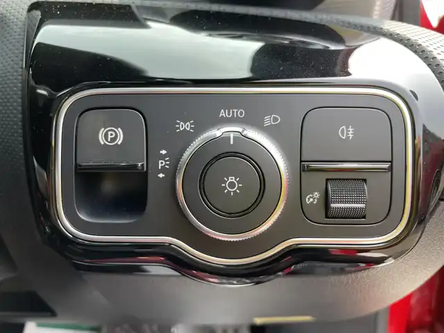 メルセデス・ベンツ Ａ２５０ 4MATIC AMGライン 石川県 2020(令2)年 5.8万km ジュピターレッド 4WD/ワンオーナー/AMGアルミホイール/純正ナビ/TV/全方位カメラ/LEDヘッドライト/ムーンルーフ/革シート/電動シート&シートヒーター/レーダークルーズ/衝突軽減ブレーキ/ブルメスターサウンド/アドバンストパッケージ/AMGエクスクルーシブパッケージ/スマートキー/Pスタート/保証書/取説