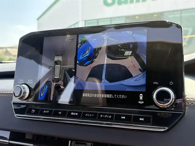 三菱 アウトランダー ＰＨＥＶ P 東京都 2022(令4)年 2万km ホワイトダイヤモンド 電動パノラマサンルーフ/BOSEプレミアムサウンド/ワンオーナー/ e-Assist/・衝突被害軽減ブレーキシステム/・踏み間違い衝突防止アシスト/・車線逸脱警報システム/・車線逸脱防止支援機能/・車線維持支援機能/・マイパイロット/・レーダークルーズコントロール/・後側方車両検知警報システム [BSW]/・標識認識システム/・ヘッドアップディスプレイ/・マルチアラウンドモニター/プッシュスタート/純正ナビ/フルセグTV/ETC2.0/ドライブレコーダー/ワイヤレス充電器/セミアリニンレザーシート/メモリー機能付きパワーシート/ランバーサポート/エレクトリックテールゲート/シートヒーター/ステアリングヒーター/純正フロアラバーマット/ドアバイザー/フロントフォグランプ/LEDヘッドライト/20インチ純正アルミホイール
