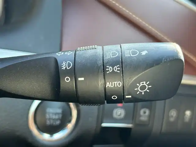トヨタ ハリアー プログレス 静岡県 2017(平29)年 9.9万km ブラック ~JBLサウンド~/ユーザー買取車両/純正MOPナビ/ （AM/FM/BT/AUX/TV/DVD）/純正LEDヘッドライト/純正フロアマット/純正18インチAW/パーキングアシスト/アイドリンクストップ/レーダークルーズコントロール/プリクラッシュセーフティシステム/スマートキー/USB入力端子/ETC/全方位カメラ/電動リアゲート/ドライブレコーダー/パワーシート/レザーシート/横滑り防止装置/オートライト/オートマチックハイビーム/MTモード付AT/保証書/取扱説明書
