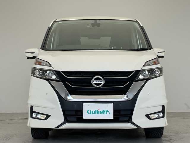 日産 セレナ ハイウェイスター 愛知県 2017(平29)年 6.4万km ブリリアントホワイトパール 純正9型ナビ ＳＤカードなし/フリップダウンモニター/全方位カメラ/両側パワースライドドア/クルーズコントロール/バックカメラ/ハンズフリースライドドア/コーナーセンサー/純正アルミホイール/LEDヘッドライト/リアオートエアコン/オートマチックハイビーム/ドライブレコーダー/ETC/衝突軽減システム/CD DVD/Bluetooth/ステアリングスイッチ/スマートキー/プッシュスタート