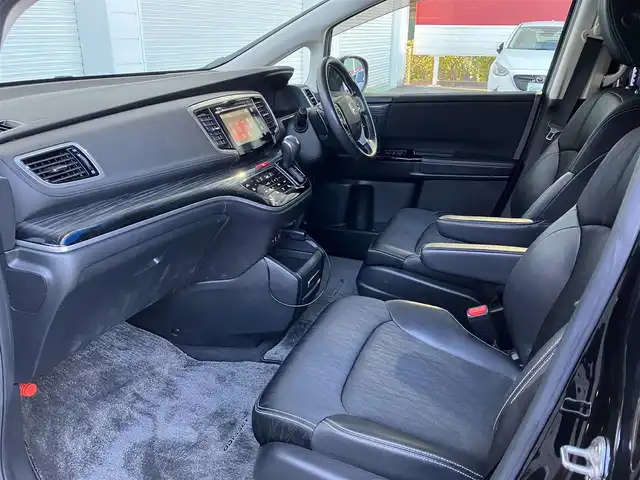 ホンダ オデッセイ アブソルート EX 高知県 2015(平27)年 7.6万km クリスタルブラックパール 純正ナビ/Bluetooth接続/ETC/ドライブレコーダー/クルーズコントロール/バックカメラ/運転席パワーシート/WAC/フルセグテレビ/純正フロアマット/純正18インチアルミホイール/両側パワースライドドア/横滑り防止装置/盗難防止装置/衝突被害軽減システム/LEDヘッドライト