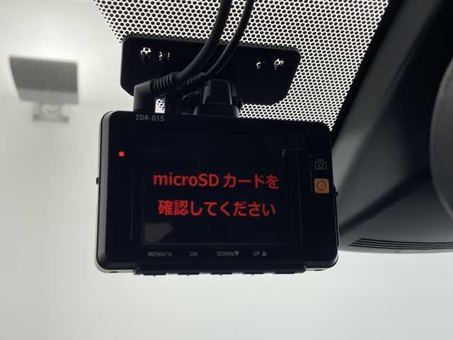 トヨタ アクア S スタイルブラック 愛知県 2019(令1)年 1.7万km シルバーM 禁煙車/パイオニアSDナビ・TV/CD・DVD再生/バックカメラ/前後ドライブレコーダー/プリクラッシュセーフティ/スマートキー/エンジンプッシュスタート/LEDヘッドライト/LEDフォグライト/クリアランスソナー