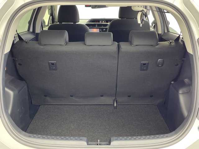 トヨタ アクア S スタイルブラック 愛知県 2019(令1)年 1.7万km シルバーM 禁煙車/パイオニアSDナビ・TV/CD・DVD再生/バックカメラ/前後ドライブレコーダー/プリクラッシュセーフティ/スマートキー/エンジンプッシュスタート/LEDヘッドライト/LEDフォグライト/クリアランスソナー