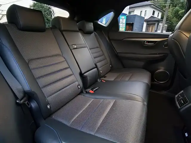 レクサス ＮＸ 300 クール&ブライト 熊本県 2020(令2)年 4.5万km グラファイトブラックガラスフレーク 純正ナビ/【フルセグTV/CD/DVD/Bluetooth】/バックカメラ/レーダークルーズコントロール/衝突被害軽減ブレーキ/レーンキープアシスト/コーナーセンサー/黒レザーシート/前席パワーシート/前席シートヒーター/エアシート/ハンドルヒーター/純正18インチAW/ドライブレコーダー/ブレーキホールド/電動パーキング/パドルシフト/ビルトインETC2.0/オートLEDヘッドライト/ウィンカーミラー/プッシュスタート/ステアリングスイッチ/純正フロアマット/横滑り防止/盗難防止装置/保証書/取扱説明書