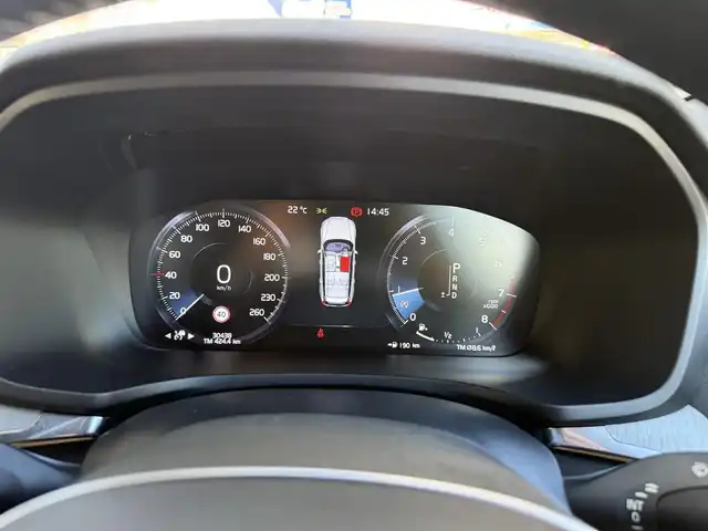 ボルボ Ｖ６０ クロスカントリー T5 AWD 愛知県 2020(令2)年 3.1万km ぺブルグレー /ワンオーナー//4WD//純正ナビ//純正フルセグTV//FM/CD/BT/USB/iPod//バック/サイド/フロント/全周囲カメラ//ETC//前後ドライブレコーダー//ルーフレール//harman/karadonサウンド//トノカバー//追従機能付きクルーズコントロール//ブラインドスポットモニター//ヘッドアップディスプレイ//パークアシストパイロット//クロス・トラフィック・アラート//横滑り防止装置//レーンアシスト//衝突被害軽減ブレーキ//リラクゼーション機能//電動パーキングブレーキ//オートホールドスイッチ//パワーバックドア//ステアスイッチ//純正LEDオートライト//オートハイビーム//アクティブペンティングライト//フロントフォグランプ//純正フロアマット//純正19インチアルミホイール//パワーシート(D/N)//メモリーシート(D/N)//シートヒーター(D/N)//エアシート(D/N)//電格ミラー//ISOFIX//ダブル/サイド/カーテンエアバック//スマートキー//スペアキー1本//取扱説明書//ナビ説明書//保証書//ディーラー記録簿(R3/R4/R5)