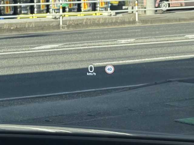 ボルボ Ｖ６０ クロスカントリー T5 AWD 愛知県 2020(令2)年 3.1万km ぺブルグレー /ワンオーナー//4WD//純正ナビ//純正フルセグTV//FM/CD/BT/USB/iPod//バック/サイド/フロント/全周囲カメラ//ETC//前後ドライブレコーダー//ルーフレール//harman/karadonサウンド//トノカバー//追従機能付きクルーズコントロール//ブラインドスポットモニター//ヘッドアップディスプレイ//パークアシストパイロット//クロス・トラフィック・アラート//横滑り防止装置//レーンアシスト//衝突被害軽減ブレーキ//リラクゼーション機能//電動パーキングブレーキ//オートホールドスイッチ//パワーバックドア//ステアスイッチ//純正LEDオートライト//オートハイビーム//アクティブペンティングライト//フロントフォグランプ//純正フロアマット//純正19インチアルミホイール//パワーシート(D/N)//メモリーシート(D/N)//シートヒーター(D/N)//エアシート(D/N)//電格ミラー//ISOFIX//ダブル/サイド/カーテンエアバック//スマートキー//スペアキー1本//取扱説明書//ナビ説明書//保証書//ディーラー記録簿(R3/R4/R5)