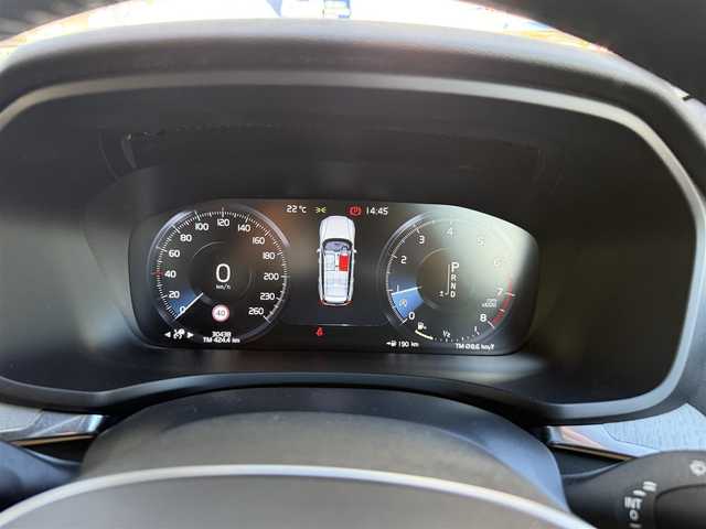 ボルボ Ｖ６０ クロスカントリー T5 AWD 愛知県 2020(令2)年 3.1万km ぺブルグレー /ワンオーナー//4WD//純正ナビ//純正フルセグTV//FM/CD/BT/USB/iPod//バック/サイド/フロント/全周囲カメラ//ETC//前後ドライブレコーダー//ルーフレール//harman/karadonサウンド//トノカバー//追従機能付きクルーズコントロール//ブラインドスポットモニター//ヘッドアップディスプレイ//パークアシストパイロット//クロス・トラフィック・アラート//横滑り防止装置//レーンアシスト//衝突被害軽減ブレーキ//リラクゼーション機能//電動パーキングブレーキ//オートホールドスイッチ//パワーバックドア//ステアスイッチ//純正LEDオートライト//オートハイビーム//アクティブペンティングライト//フロントフォグランプ//純正フロアマット//純正19インチアルミホイール//パワーシート(D/N)//メモリーシート(D/N)//シートヒーター(D/N)//エアシート(D/N)//電格ミラー//ISOFIX//ダブル/サイド/カーテンエアバック//スマートキー//スペアキー1本//取扱説明書//ナビ説明書//保証書//ディーラー記録簿(R3/R4/R5)