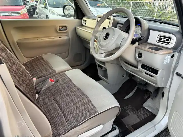 スズキ ラパン X 熊本県 2019(平31)年 7.1万km フォーンベージュメタリック/ホワイト2トーンルーフ ワンオーナー/レーダーブレーキサポート/プッシュスタート/社外ナビ/（CD・DVD・フルセグTV・BTオーディオ・SD）/ETC/純正14インチAW/右前席シートヒーター/HIDヘッドライト/オートライト/横滑り防止装置/ウィンカーミラー/純正フロアマット/純正ドアバイザー/新車保証書/取扱説明書/スマートスペアキー×1本