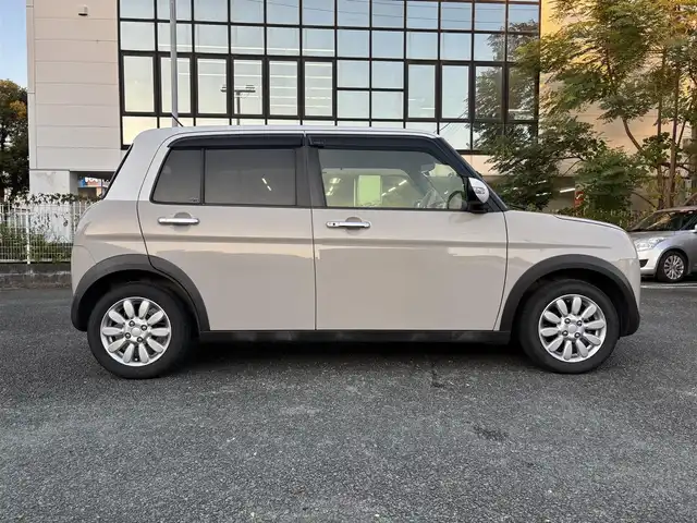 スズキ ラパン X 熊本県 2019(平31)年 7.1万km フォーンベージュメタリック/ホワイト2トーンルーフ ワンオーナー/レーダーブレーキサポート/プッシュスタート/社外ナビ/（CD・DVD・フルセグTV・BTオーディオ・SD）/ETC/純正14インチAW/右前席シートヒーター/HIDヘッドライト/オートライト/横滑り防止装置/ウィンカーミラー/純正フロアマット/純正ドアバイザー/新車保証書/取扱説明書/スマートスペアキー×1本