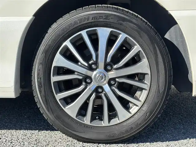 日産 セレナ ハイウェイS G S HV Aセーフ 茨城県 2014(平26)年 6.7万km ブリリアントホワイトパール 純正ナビ/　(CD/DVD/USB/Bluetooth/ワンセグ)/後席モニター/アラウンドビューモニター/クルーズコントロール/両側パワースライドドア/ETC/LEDヘッドライト/社外スタッドレスタイヤ付属/純正アルミホイール/レーンキープアシスト/コーナーセンサー/オートライト/Wエアバック