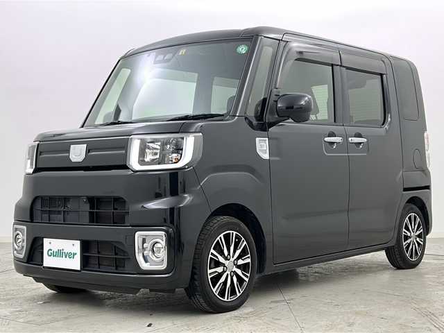 ダイハツ ウェイク G ターボ SA Ⅲ 宮城県 2018(平30)年 6.8万km ブラックマイカメタリック 禁煙車/全周囲カメラ/スマートアシスト/・衝突回避支援ブレーキ機能/・車線逸脱警報機能/・オートハイビーム/・コーナーセンサー/両側パワースライドドア/純正SDナビ/・BT/SD/CD/DVD/USB/HDMI/フルセグTV/ETC/革巻きステアリング/ステアリングスイッチ/プッシュスタート/スマートキー×2/運転席シートヒーター/LEDヘッドライト/フォグランプ/純正14インチアルミホイール/純正フロアマット/純正ドアバイザー/ロールサンシェード/横滑り防止装置