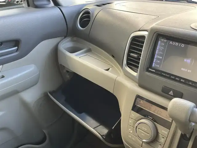 スズキ スペーシア X 群馬県 2014(平26)年 7.6万km パールホワイト 社外SDナビゲーション/（CD/DVD/SD/フルセグTV）/バックカメラ/ETC/片側パワースライドドア/アイドリングストップ/LEDヘッドライト/オートライト/プッシュスタート/ドアバイザー/電格ミラー/純正フロアマット/社外14インチアルミホイール