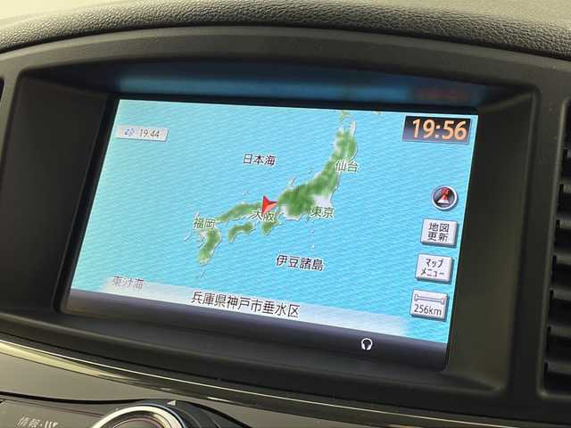 日産 エルグランド 250ハイウェイスターS 兵庫県 2015(平27)年 6.2万km ブリリアントホワイトパール ・純正ナビ&CD&TV&BT&MSV/・純正リアフリップダウンモニター/・アラウンドビューモニター/・ビルトインETC/・ドライブレコーダー/・パワーバックドア/・両側パワースライドドア/・クルーズコントロール/・ハーフレザーシート/・社外ツイーター/・ステアリングスイッチ/・LEDライト/・LEDフォグランプ/・AC100V電源/・オートライト /・社外ツイーター/・横滑り防止装置/・スマートキー/・プッシュスタート