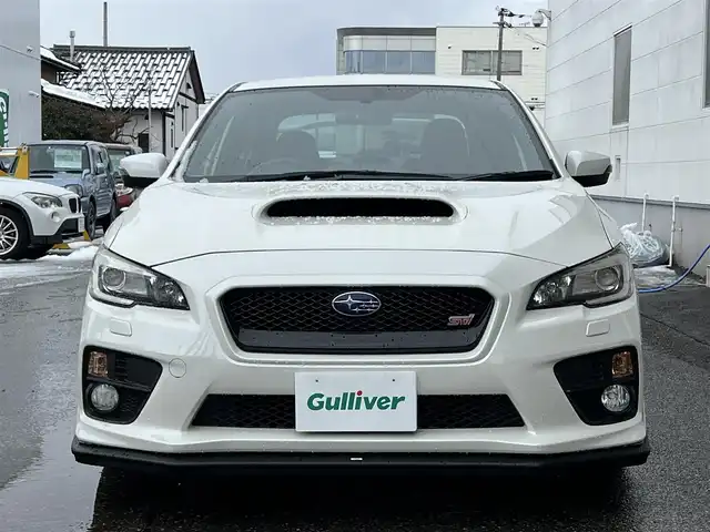 スバル ＷＲＸ ＳＴＩ STI タイプS 福井県 2015(平27)年 8.3万km クリスタルホワイトP スマートキー/プッシュスタート/６MT/LEDヘッドライト/オートライト/デュアルエアコン/HKSマフラー/HKSインテーク/ブローオフバルブ/盗難セキュリティ/STI18インチアルミ/純正フロアマット/ナビ取扱説明書有