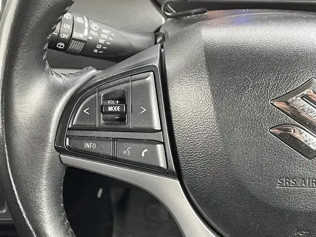スズキ スペーシア ギア HYBRID XZ 道央・札幌 2020(令2)年 3.5万km デニムブルー ガンメタリック 2トーン ・衝突軽減ブレーキ/・両側パワースライドドア/・社外ナビ/　CD＆DVD＆BT＆TV/・バックカメラ/・コーナーセンサー/・レーンキープアシスト/・レーダークルーズコントロール/・アイドリングストップ/・D席/N席シートヒーター/・プッシュスタート/・スマートキー/・ビルトインETC/・オートエアコン/・オートライト/・電動格納ミラー/・室内灯LED/・LEDヘッドライト/・ドアバイザー/・ウィンカーミラー/・フォグライト/・ルーフレール