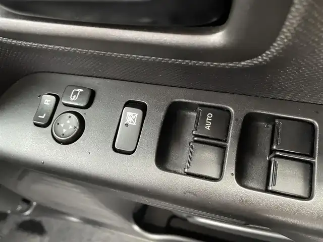 スズキ スペーシア ギア HYBRID XZ 道央・札幌 2020(令2)年 3.5万km デニムブルー ガンメタリック 2トーン ・衝突軽減ブレーキ/・両側パワースライドドア/・社外ナビ/　CD＆DVD＆BT＆TV/・バックカメラ/・コーナーセンサー/・レーンキープアシスト/・レーダークルーズコントロール/・アイドリングストップ/・D席/N席シートヒーター/・プッシュスタート/・スマートキー/・ビルトインETC/・オートエアコン/・オートライト/・電動格納ミラー/・室内灯LED/・LEDヘッドライト/・ドアバイザー/・ウィンカーミラー/・フォグライト/・ルーフレール