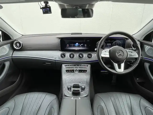 メルセデス・ベンツ ＣＬＳ２２０ｄ スポーツ エクスクルーシブPKG 東京都 2019(令1)年 4.7万km オブシディアンブラック メーカーHDDナビ/レーダーセーフティパッケージ/ステアリングアシスト/LKA/BSA/ACC/パドルシフト/６４色アンビエントライト/１２フルセグテレビ/全方位カメラ/HUD/エアサス/サンルーフ/黒革シート/前後ドライブレコーダー/前席ヒーターシート/２．０ETC/パワーバックドア