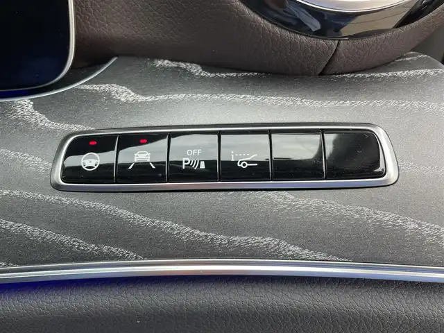 メルセデス・ベンツ ＣＬＳ２２０ｄ スポーツ エクスクルーシブPKG 東京都 2019(令1)年 4.7万km オブシディアンブラック メーカーHDDナビ/レーダーセーフティパッケージ/ステアリングアシスト/LKA/BSA/ACC/パドルシフト/６４色アンビエントライト/１２フルセグテレビ/全方位カメラ/HUD/エアサス/サンルーフ/黒革シート/前後ドライブレコーダー/前席ヒーターシート/２．０ETC/パワーバックドア