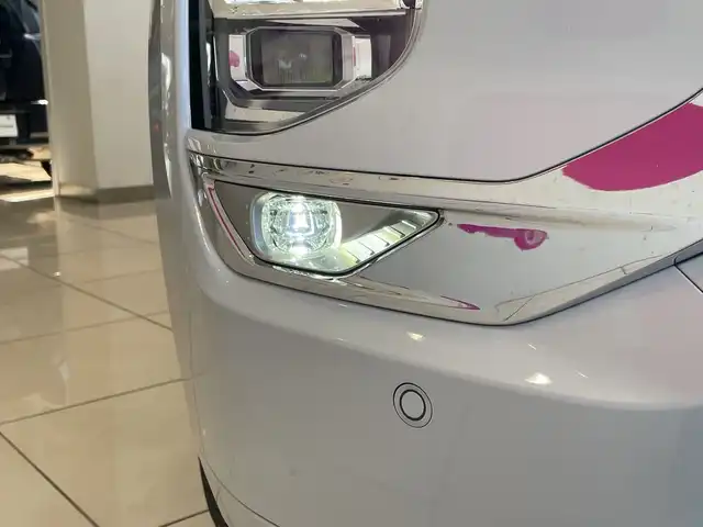 三菱 アウトランダー ＰＨＥＶ P 埼玉県 2022(令4)年 3.3万km ホワイトダイヤモンド 三菱e-Assist　/BOSEサウンド　/純正メモリナビ/　　BT/フルセグ/Apple CarPlay　/マルチアラウンドモニター　/パワーバックドア /レーダークルーズコントロール /LEDオートライト /セミアニリン本革シート /シートヒーター /ブラインドスポットモニター/ヘッドアップディスプレイ/AC1500W電源/ワイヤレス充電/ ステアリングヒーター/スイッチ/純正ETC2.0/禁煙車