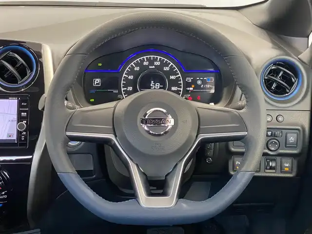 日産 ノート e－パワーオーテック 岐阜県 2019(令1)年 2.2万km オーロラフレアブルーパール 純正ナビ（フルセグ/BT/CD/DVD)/衝突軽減ブレーキ/レーンキープアシスト/ナビ連動ドライブレコーダー/スマートキー/プッシュスタート/ETC/コーナーセンサー/純正バイザー/純正フロアマット/保証書/取扱説明書/スペアキー