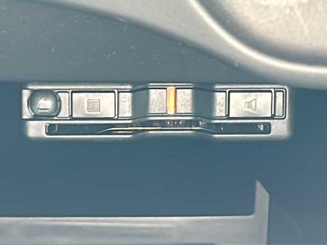 日産 ノート e－パワー B FOUR 岩手県 2020(令2)年 7.8万km ホワイト エマージェンシーブレーキ　踏み間違い衝突防止アシスト　車線逸脱警告　ナビ　Bluetooth　バックカメラ　SD　前後コーナーセンサー　オートライト　スマートキー　オートハイビーム　オートエアコン　
