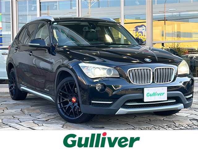 ＢＭＷ Ｘ１ xDrive 20i 静岡県 2012(平24)年 8.6万km 黒 純正ナビ/・AUX/・FM/AM/・CD/DVD/・Musiｃコレクション/・USB/主要装備/・バックカメラ/・ＥＴＣ/・１８インチＢＢＳアルミ/・ハーフレザーシート/・ＨＩＤヘッドライト/・オートエアコン/・ＭＴモード付ＡＴ/・アイドリングストップ/・横滑り防止装置/・ダウンヒルアシストコントロール/・サイドカーテンエアバッグ/・オートライト