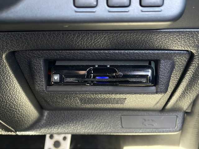 スバル レヴォーグ 1．6STIスポーツアイサイト 青森県 2017(平29)年 2.3万km クリスタルブラックシリカ ・純正SDナビ/・Bluetooth/フルセグ/・横滑り防止装置/・レーンキープアシスト/・衝突被害軽減システム/・レーダークルーズコントロール/・オートマチックハイビーム/・バック/サイドカメラ/・ドライブレコーダー/・LEDヘッドライト/・フォグランプ/・スマートキー/・プッシュスタート/・ハーフレザーシート/・シートヒータ/・D席パワーシート/・純正フロアマット/・電動格納ミラー/・純正AW18インチ