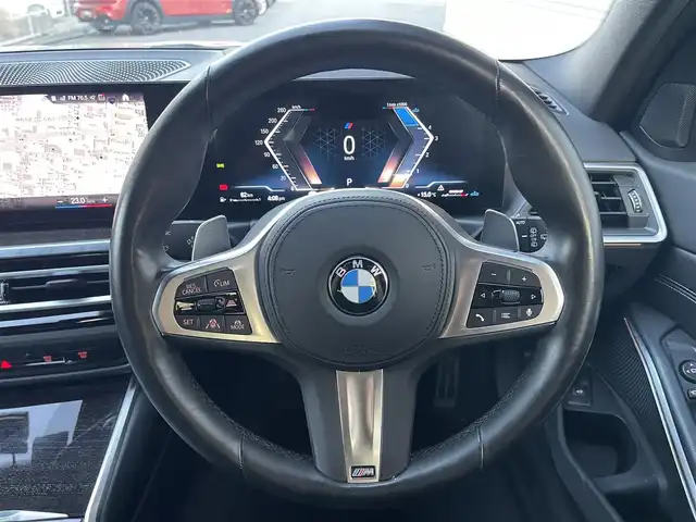 ＢＭＷ ３２０ｄ xDrive ツーリング Mスポーツ 山梨県 2023(令5)年 4.5万km 白 ワンオーナー/パノラマＳＲ　/黒革シート　/シートＨ　/純正ＨＤＤナビ　/３６０カメラ　/カーブドディスプレイ　/ＡｐｐｌｅＣａｒＰｌａｙ　/ＡｎｄｒｏｉｄＡｕｔｏ　/パワーバックドア　/フットオープナー　/純正１８ＡＷ