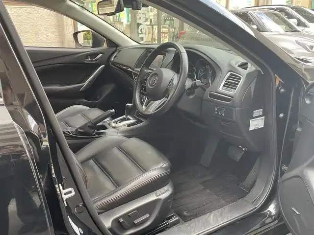 マツダ アテンザ セダン XD Lパッケージ 静岡県 2012(平24)年 2.7万km ジェットブラックマイカ ワンオーナー/純正ナビ/フルセグTV/DVD/CD/SD/MSV/BT/BOSEサウンドシステム/バックカメラ/黒革シート/前席シートヒーター/前席パワーシート/運転席シートメモリー/前後ドライブレコーダー/衝突軽減ブレーキ/レーンキープアシスト/レーダークルーズコントロール/AFS/HIDヘッドライト/純正19インチAW/ステアリングスイッチ/ビルトインETC/パドルシフト/スマートキー×2/保証書/取扱説明書/H27/29/R1/3/5点検記録簿有