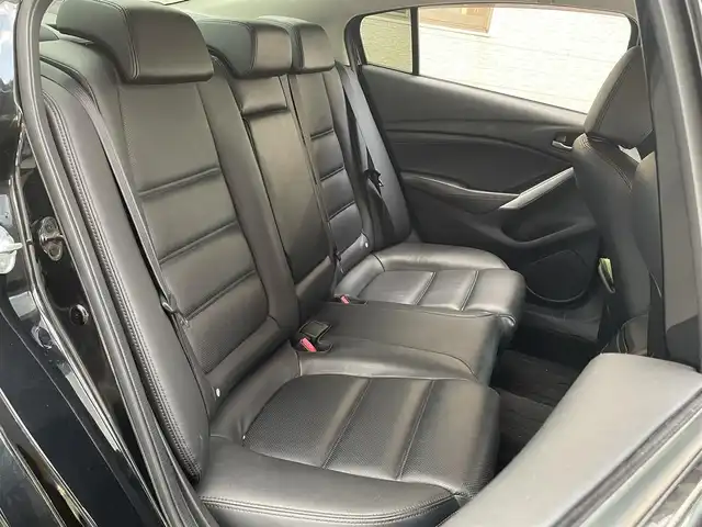 マツダ アテンザ セダン XD Lパッケージ 静岡県 2012(平24)年 2.7万km ジェットブラックマイカ ワンオーナー/純正ナビ/フルセグTV/DVD/CD/SD/MSV/BT/BOSEサウンドシステム/バックカメラ/黒革シート/前席シートヒーター/前席パワーシート/運転席シートメモリー/前後ドライブレコーダー/衝突軽減ブレーキ/レーンキープアシスト/レーダークルーズコントロール/AFS/HIDヘッドライト/純正19インチAW/ステアリングスイッチ/ビルトインETC/パドルシフト/スマートキー×2/保証書/取扱説明書/H27/29/R1/3/5点検記録簿有