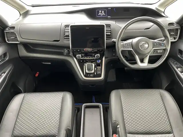 日産 セレナ e－パワー ハイウェイスター V 福島県 2018(平30)年 3.9万km ブリリアントホワイトパール 2トーン エマージェンシーブレーキ/・レーンキープアシスト/・ブラインドスポットモニター/・標識認識機能/・クリアランスソナー/・プロパイロット/ALPINEナビ/・型番:ZX11Z/・フルセグTV/Bluetooth/CD/DVD/AUX/・アラウンドビューモニター/・ETC/・ドライブレコーダー/両側パワースライドドア/・ハンズフリーオートスライドドア/インテリジェントパーキングアシスト/アイドリングストップ/革巻きステアリング/・ステアリングスイッチ/・チルトステアリング/プッシュスタート/・スマートキー/・スペアキー/LEDヘッドライト/・オートライト/・フォグライト/電動格納ミラー/純正フロアマット