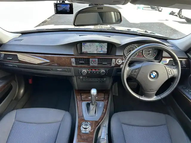 ＢＭＷ ３２０ｉ