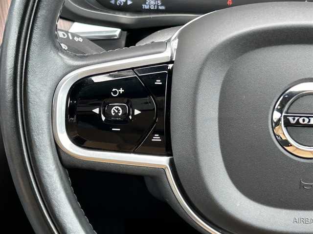 ボルボ ＸＣ６０ B5 AWD インスクリプション 福岡県 2021(令3)年 2.4万km ブライトシルバーM 純正HDDナビ/(BT/USB/フルセグ/Applecarplay/AndroidAuto)/360度カメラ/ACC/サンルーフ/レザシート（ベージュ）/シートメモリ（前席）/パワーシート（全席）/ベンチレーション（前席）/harman/kardon/パークアシストパイロット/ヘッドアップディスプレイ/ブラインドスポットモニター/パイロットアシスト/オートライト/フル・アクティブ・ハイビーム/ワイヤレスチャージング/電動リヤゲート/純正19インチAW/純正ドラレコ前方/純正フロアマット