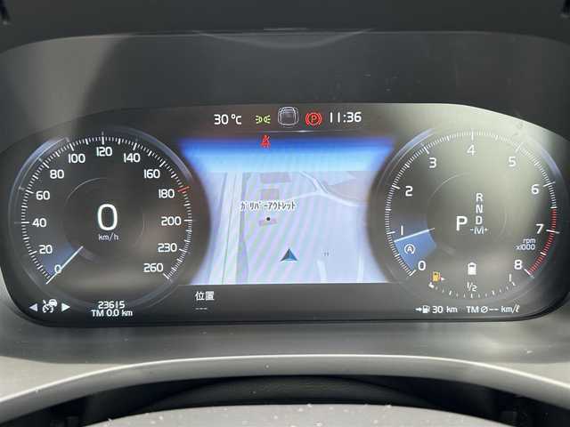 ボルボ ＸＣ６０ B5 AWD インスクリプション 福岡県 2021(令3)年 2.4万km ブライトシルバーM 純正HDDナビ/(BT/USB/フルセグ/Applecarplay/AndroidAuto)/360度カメラ/ACC/サンルーフ/レザシート（ベージュ）/シートメモリ（前席）/パワーシート（全席）/ベンチレーション（前席）/harman/kardon/パークアシストパイロット/ヘッドアップディスプレイ/ブラインドスポットモニター/パイロットアシスト/オートライト/フル・アクティブ・ハイビーム/ワイヤレスチャージング/電動リヤゲート/純正19インチAW/純正ドラレコ前方/純正フロアマット