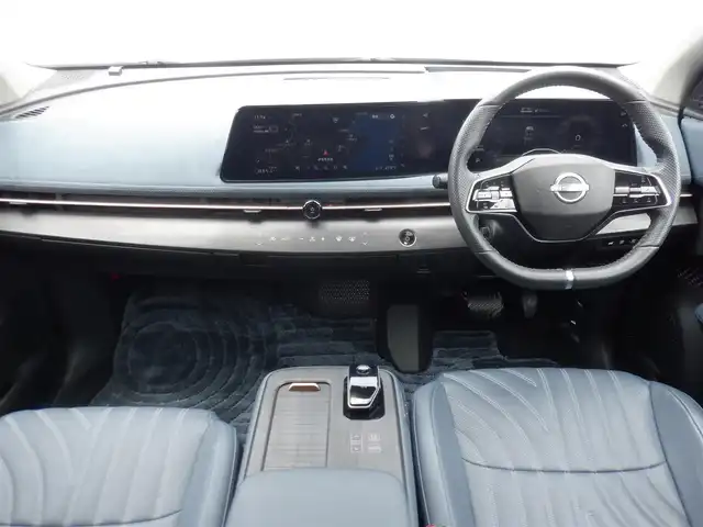 日産 アリア B9 e－4ORCE リミテッド 静岡県 2023(令5)年 3.8万km ゴールドⅡ  ワンオーナー(保証書あり）/ 4WD/ プロパイロット/ リモートパーキング用インテリジェントキーあり/ シーケンシャルウインカーミラー/ 純正ナビ/ インテリジェントアラウンドビューモニター/ インテリジェントルームミラー/ パノラミックガラスルーフ/ シートヒーター付きレザーシート/ 前席パワーシート/ ビルトインETC2.0/ パワーバックドア/ 純正ドライブレコーダー/ 純正20インチアルミ/ 純正フロアマット