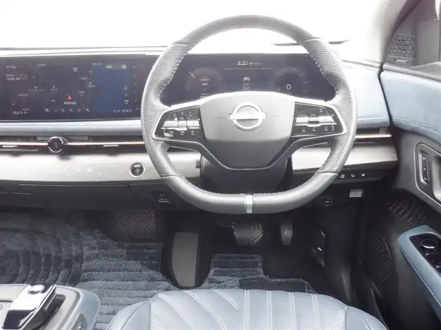 日産 アリア B9 e－4ORCE リミテッド 静岡県 2023(令5)年 3.8万km ゴールドⅡ  ワンオーナー(保証書あり）/ 4WD/ プロパイロット/ リモートパーキング用インテリジェントキーあり/ シーケンシャルウインカーミラー/ 純正ナビ/ インテリジェントアラウンドビューモニター/ インテリジェントルームミラー/ パノラミックガラスルーフ/ シートヒーター付きレザーシート/ 前席パワーシート/ ビルトインETC2.0/ パワーバックドア/ 純正ドライブレコーダー/ 純正20インチアルミ/ 純正フロアマット