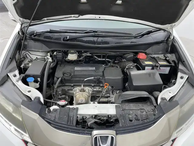 ホンダ オデッセイ アブソルート 千葉県 2015(平27)年 7.2万km ホワイトオーキッドパール ホンダセンシング/・衝突軽減ブレーキ/・誤発進抑制機能/・先行車発進お知らせ機能/・標識認識機能/・車線維持支援システム/・路外逸脱抑制機能/・アダプティブクルーズコントロール/純正7インチメモリナビ/CD BT HDMI USB フルセグ/バックカメラ/両側パワースライドドア/LEDオートライト/純正17インチアルミホイール/革巻きステアリング/ステアリングスイッチ/オットマン/プッシュスタート/スマートキー/ビルトインETC