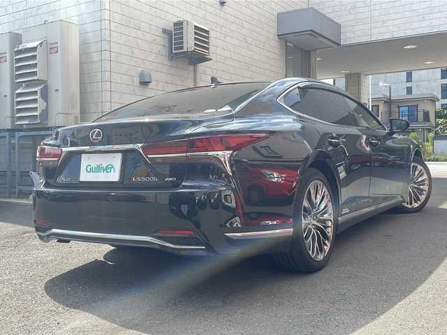 レクサス ＬＳ 500h エグゼクティブ 道央・札幌 2018(平30)年 4.7万km グラファイトブラックガラスフレーク ワンオーナー/4WD/サンルーフ/純正メモリナビ(フルセグ、FM、AM、CD、DVD、Bt、USB、SD、AUX)/MarkLevinsonプレミアムサウンド/バックカメラ/コーナーセンサー(F/R)/レーダークルーズコントロール/ヘッドアップディスプレイ/衝突被害軽減システム/レーンチェンジアシスト/ブラインドスポットモニター/オートマチックハイビーム/前席メモリ付パワーシート/後席モニター/パドルシフト/純正20インチAW(サマータイヤ)/純正エンジンスターター/純正ドライブレコーダー/ETC2.0/保証書、取説有/スペアキー×2