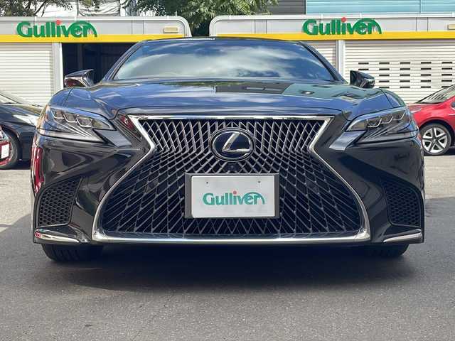 レクサス ＬＳ 500h エグゼクティブ 道央・札幌 2018(平30)年 4.7万km グラファイトブラックガラスフレーク ワンオーナー/4WD/サンルーフ/純正メモリナビ(フルセグ、FM、AM、CD、DVD、Bt、USB、SD、AUX)/MarkLevinsonプレミアムサウンド/バックカメラ/コーナーセンサー(F/R)/レーダークルーズコントロール/ヘッドアップディスプレイ/衝突被害軽減システム/レーンチェンジアシスト/ブラインドスポットモニター/オートマチックハイビーム/前席メモリ付パワーシート/後席モニター/パドルシフト/純正20インチAW(サマータイヤ)/純正エンジンスターター/純正ドライブレコーダー/ETC2.0/保証書、取説有/スペアキー×2