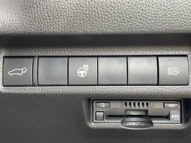 トヨタ ＲＡＶ４ G 岩手県 2019(令1)年 5.3万km グレーメタリック トヨタセーフティーセンス/　・プリクラッシュセーフティー/　・レーントレーシングアシスト/　・レーダークルーズコントロール/　・オートマチックハイビーム/　・オードサインアシスト/トヨタ純正ナビ/　　CD/Bluetooth/フルセグTV/バックカメラ/LEDヘッドライト/合皮シート/シートヒーター/ステアリングヒーター/トヨタ純正18インチアルミホイール/ルーフレール/アイドリングストップ/オートエアコン/スマートキー/ETC