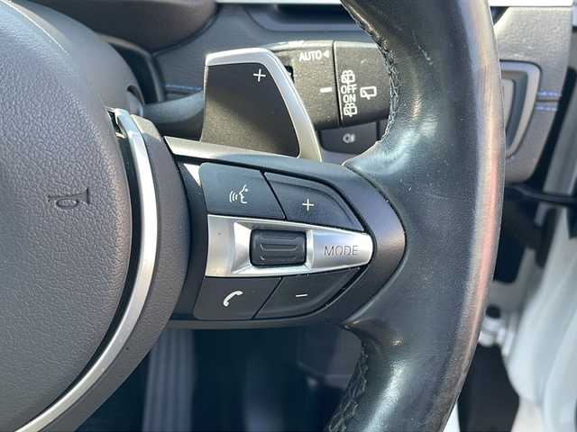 ＢＭＷ Ｘ１ xDrive 18d Mスポーツ 山口県 2021(令3)年 5.7万km ミネラルホワイト ワンオーナー/メーカーオプションナビ/(AM/FM/USB/Bluetooth)/バックカメラ/ドライブレコーダー(前方)/ミラー一体型ETC/社外レーダー/衝突軽減ブレーキ/レーンキープアシスト/コーナーセンサー/クルーズコントロール/パワーバックドア/ハーフレザーシート/前席パワーシート/パドルシフト/ステアリングスイッチ/オートライト/LEDヘッドランプ/フォグランプ/プッシュスタート/スマートキー×２/アイドリングストップ/ルーフレール/ラゲッジマット/純正アルミホイール/純正フロアマット/取扱説明書/保証書