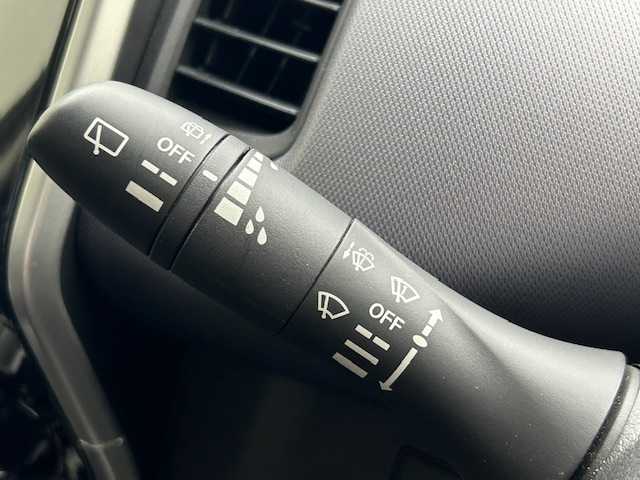 日産 セレナ X Vセレクション 宮城県 2018(平30)年 1.4万km ダイヤモンドブラック ワンオーナー//4WD//プロパイロット//純正SDナビ(MM317D-W)//フルセグ//Bluetooth//純正フリップダウンモニター//全方位モニター//両側パワースライドドア//デジタルインナーミラー//アイドリングストップ//ETC//純正前後ドライブレコーダー//LEDヘッドライト//オートライト//スペアキー