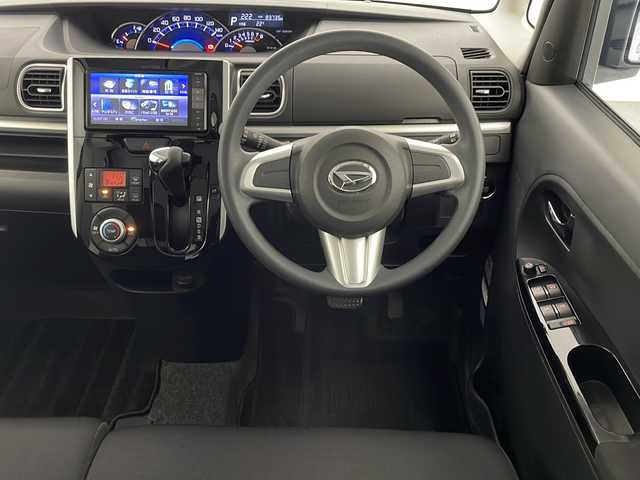 ダイハツ タント カスタム X 宮崎県 2015(平27)年 8.3万km パールホワイトⅢ 禁煙車/純正ナビTV/（NSZN-W65D/CD/DVD/Bluetooth/フルセグTV)/純正キセノンオートライト/純正フォグ/純正14インチアルミ/純正エアロ/純正ルーフエンドスポイラー/純正フロアマット/左側電動スライドドア/オートエアコン/リアプライバシーガラス/スマートキー/プッシュエンジンスタート/新車時保証書/取扱い説明書