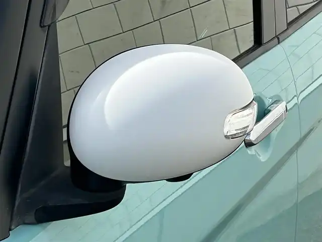 スズキ ラパン X 山形県 2018(平30)年 1.8万km フレンチミントパールメタリック 4WD/カロッツェリアSDナビ/全周囲カメラ/フルセグTV/Bluetooth/CD再生/シートヒーター/アイドリングストップ/横滑り防止装置/プッシュスタート/オートライト/オートエアコン/純正アルミ