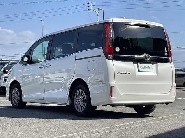 トヨタ エスクァイア Gi 徳島県 2016(平28)年 11.8万km ホワイトパールクリスタルシャイン 衝突軽減ブレーキ/純正9インチナビ【NSZT-Y64T】/（Bluetooth/フルセグ/CD/DVD/AM/FM/SD）/バックカメラ/両側パワースライドドア/合皮シート/シートヒーター（D+N席）/クルーズコントロール/LDA/LEDヘッドライト/オートハイビーム/ETC/アイドリングストップ/純正AW/電格ミラー/プッシュスタート/スマートキー/スペアキー