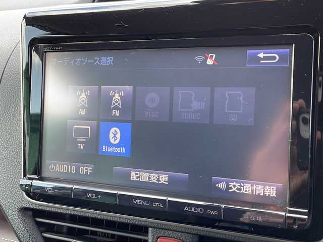 トヨタ エスクァイア Gi 徳島県 2016(平28)年 11.8万km ホワイトパールクリスタルシャイン 衝突軽減ブレーキ/純正9インチナビ【NSZT-Y64T】/（Bluetooth/フルセグ/CD/DVD/AM/FM/SD）/バックカメラ/両側パワースライドドア/合皮シート/シートヒーター（D+N席）/クルーズコントロール/LDA/LEDヘッドライト/オートハイビーム/ETC/アイドリングストップ/純正AW/電格ミラー/プッシュスタート/スマートキー/スペアキー