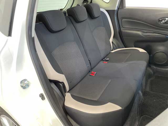 日産 ノート e－パワー B 栃木県 2020(令2)年 3.1万km ホワイト メモリナビ/(Bluetooth/SD/iPod)/バックカメラ/コーナーセンサー/ETC/前方ドラレコ/禁煙車/オートライト/横滑り防止装置/スマートキー/プッシュスタート/ウィンカーミラー/フロアマット