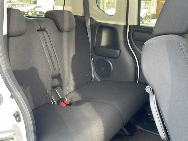 ホンダ Ｎ ＢＯＸ カスタム G SSパッケージ 道北・旭川 2016(平28)年 6.7万km プレミアムホワイトパールⅡ /４ＷＤ　//スマートキー//純正ナビ　//ＣＤ・ＤＶＤ・ＳＤ・フルセグＴＶ　//両側パワースライドドア　//ステアリングリモコン　//前席シートヒーター　//ＨＩＤヘッドライト　//オートライト　//リアサンシェード//ＥＴＣ//純正１４インチアルミホイール//保証書//取説